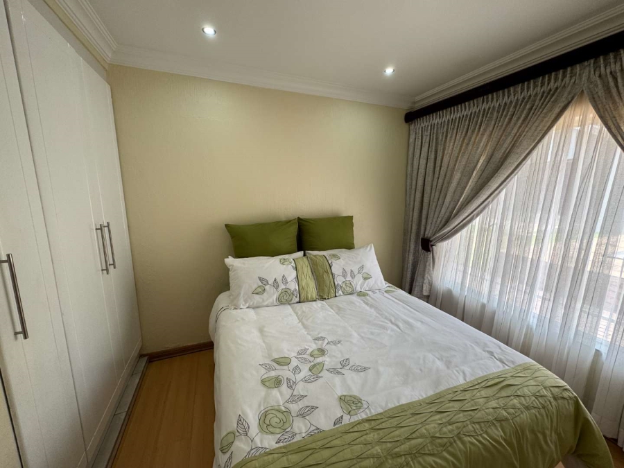 3 Bedroom Property for Sale in Verwoerdpark Gauteng