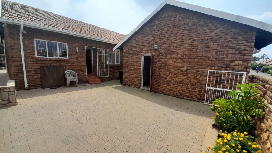 3 Bedroom Property for Sale in Norkem Park Gauteng