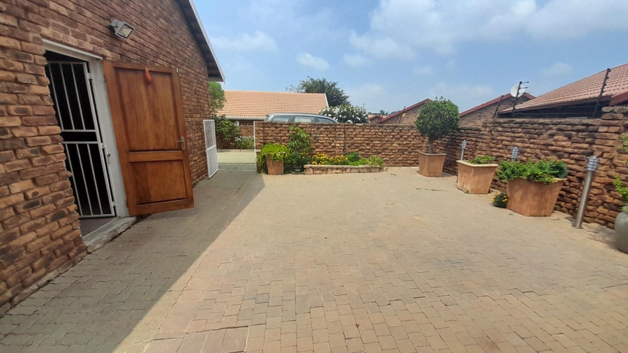 3 Bedroom Property for Sale in Norkem Park Gauteng