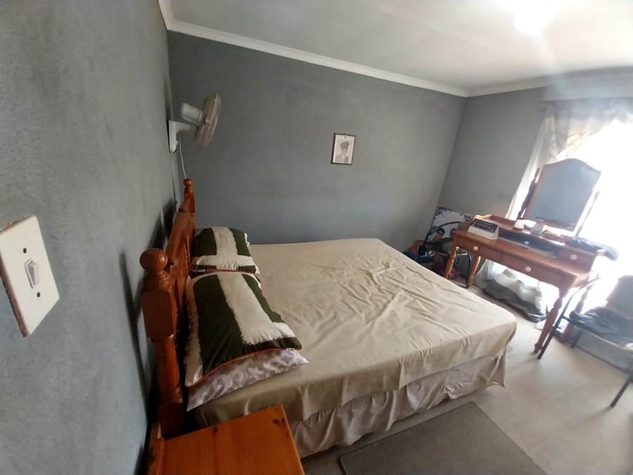 4 Bedroom Property for Sale in Maokeng Gauteng