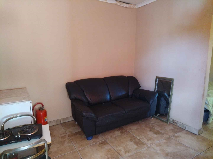 To Let 1 Bedroom Property for Rent in Mabopane Gauteng