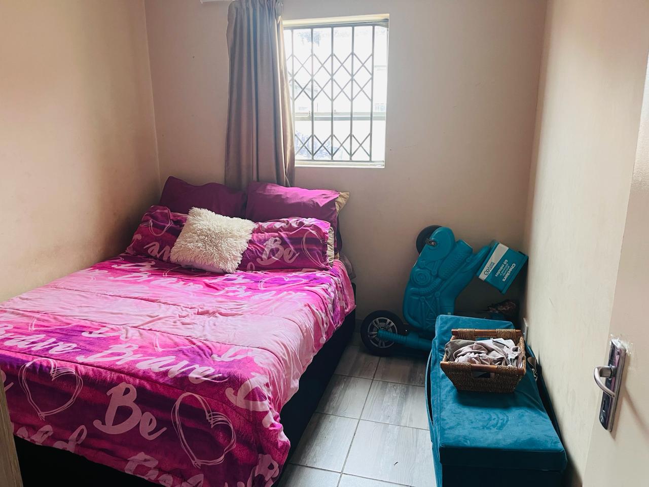 2 Bedroom Property for Sale in Clayville Gauteng