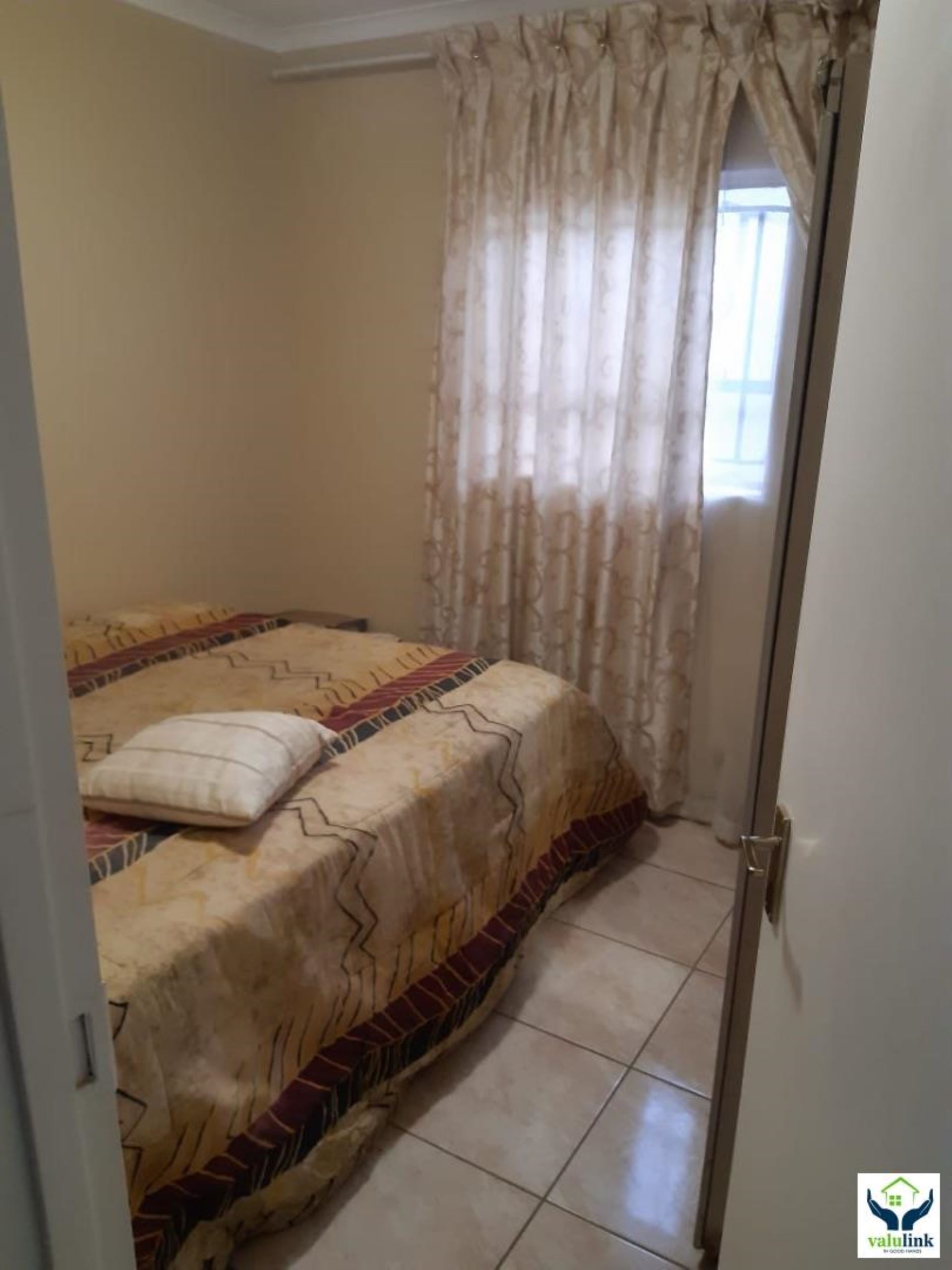 2 Bedroom Property for Sale in Clayville Gauteng