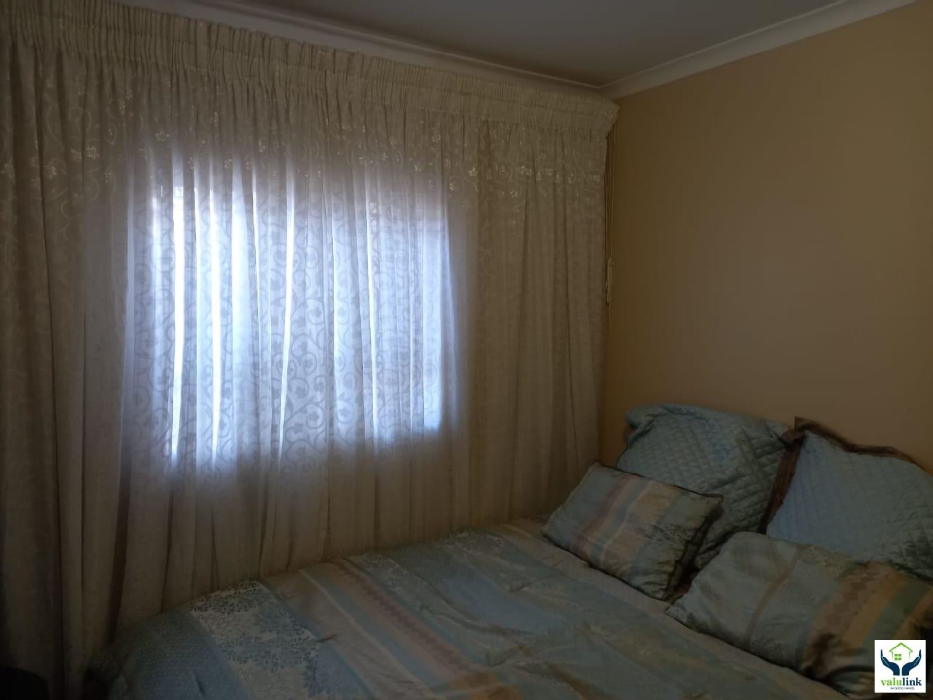 2 Bedroom Property for Sale in Clayville Gauteng