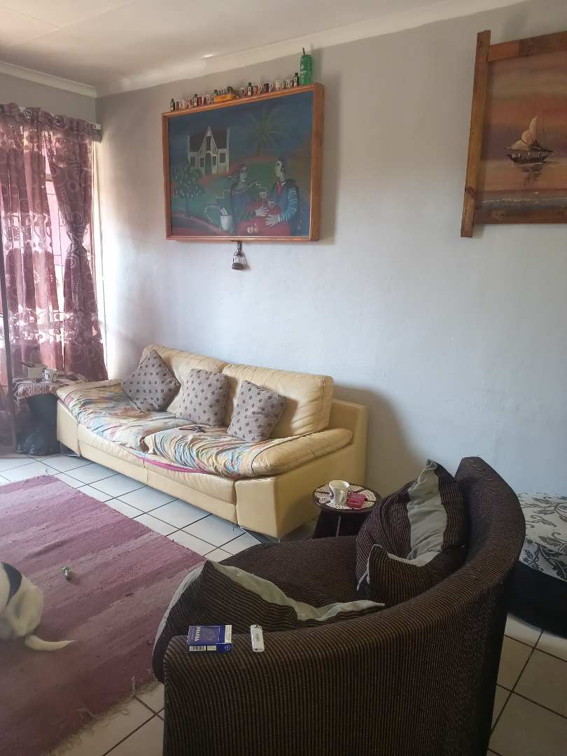 2 Bedroom Property for Sale in Hermanstad Gauteng