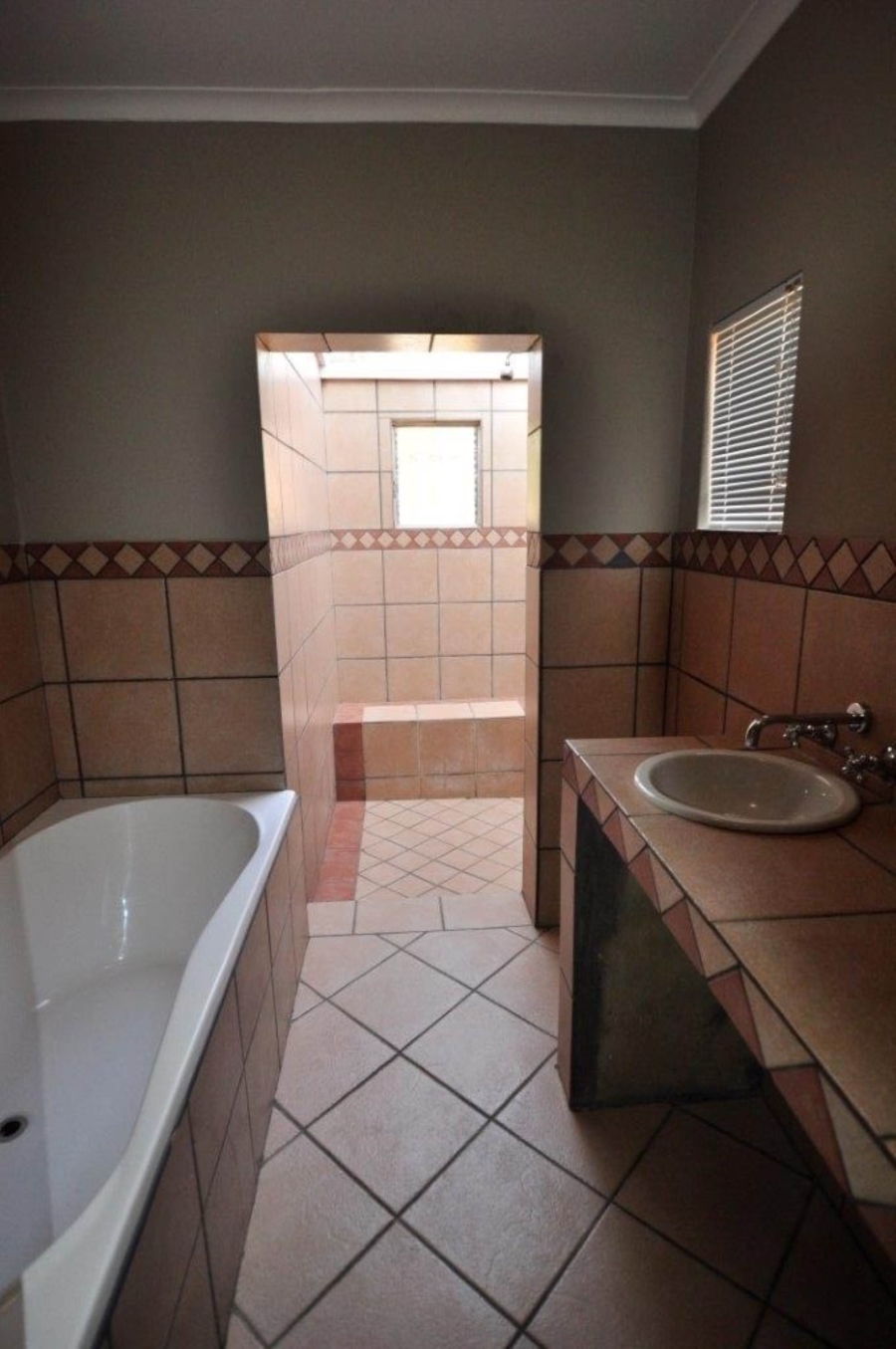 To Let 1 Bedroom Property for Rent in Lynnwood Ridge Gauteng