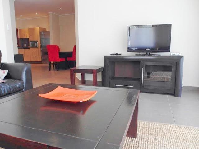 To Let 2 Bedroom Property for Rent in Benmore Gauteng