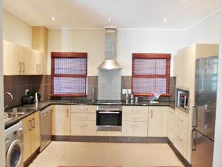 To Let 2 Bedroom Property for Rent in Benmore Gauteng