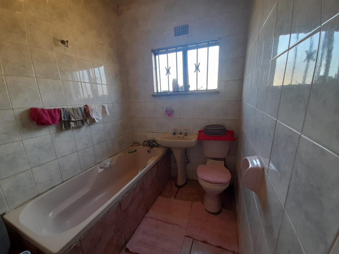 3 Bedroom Property for Sale in Katlehong Gauteng