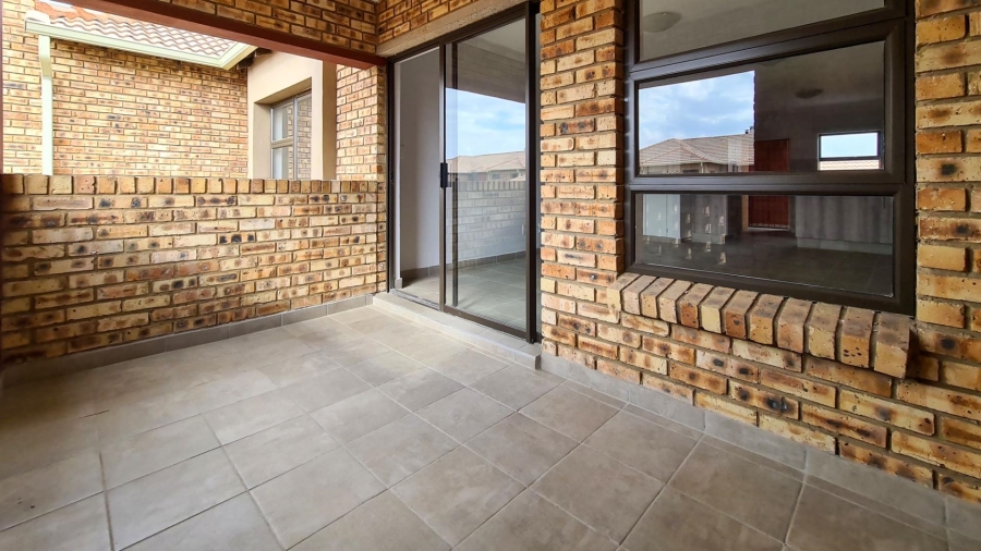 To Let 2 Bedroom Property for Rent in Wierdapark Gauteng