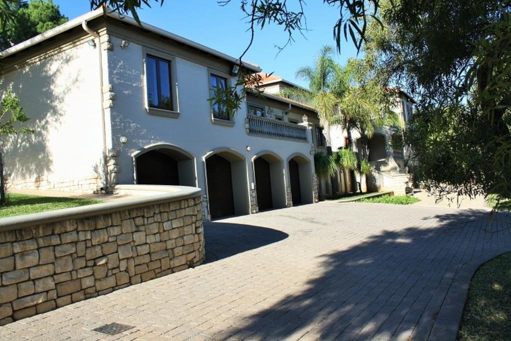 4 Bedroom Property for Sale in Donkerhoek AH Gauteng