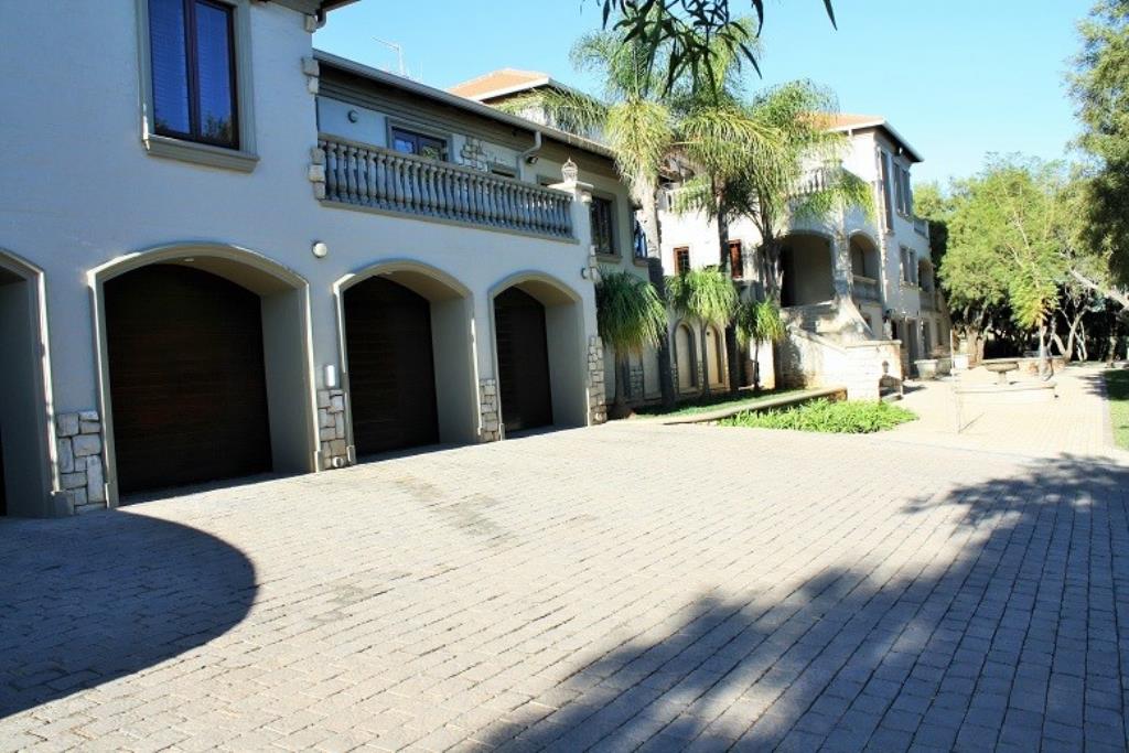 4 Bedroom Property for Sale in Donkerhoek AH Gauteng