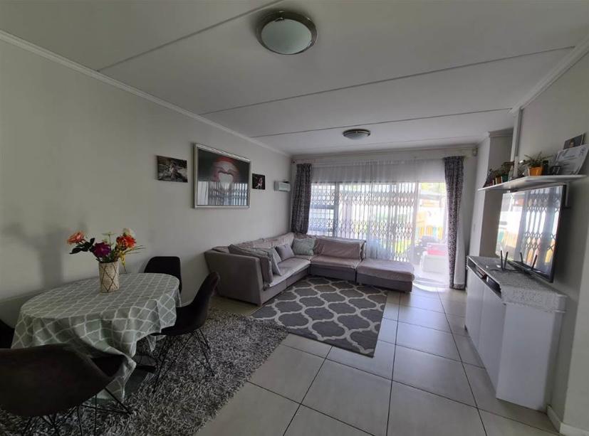 3 Bedroom Property for Sale in Greenstone Hill Gauteng