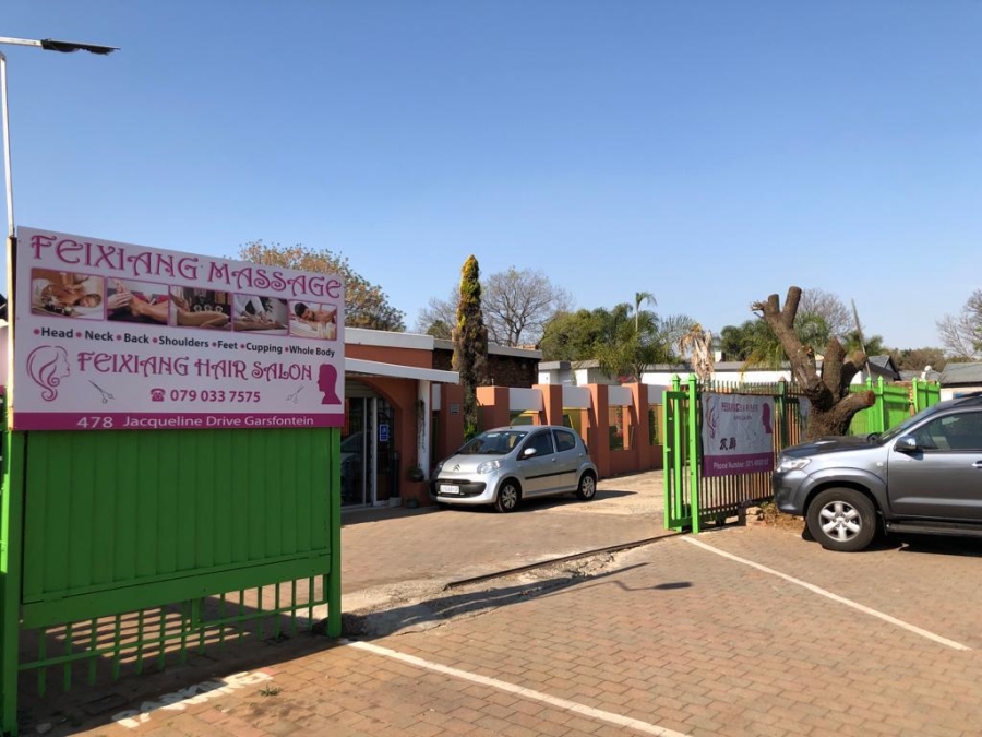 6 Bedroom Property for Sale in Garsfontein Gauteng