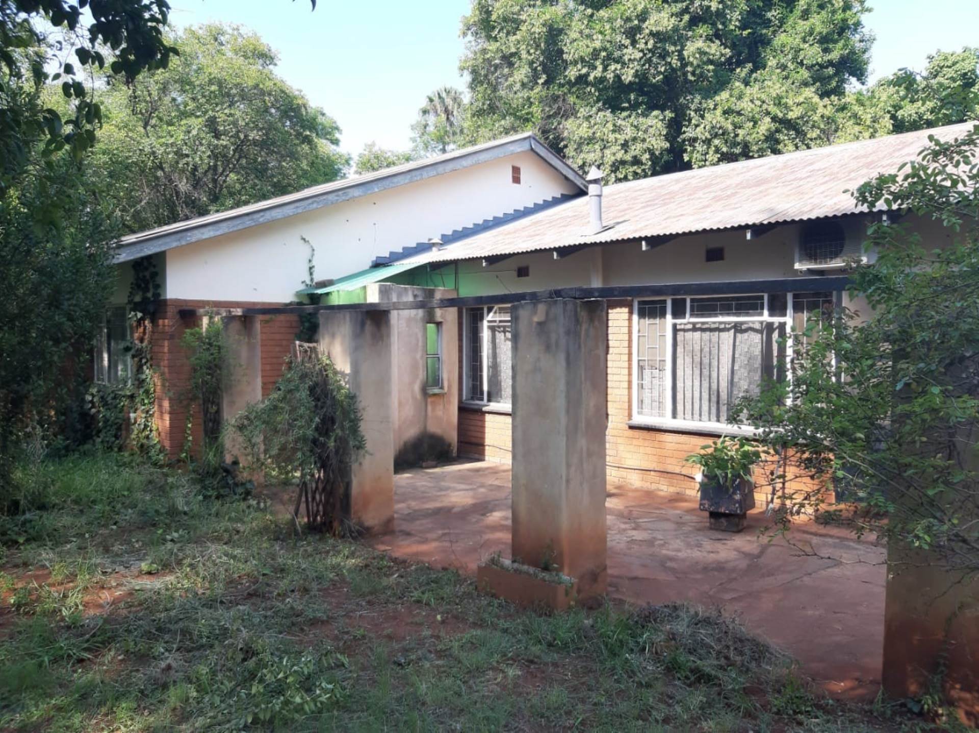 3 Bedroom Property for Sale in Honingnestkrans Gauteng