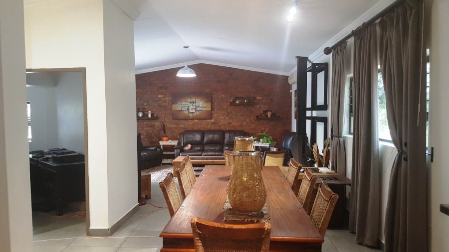 To Let 4 Bedroom Property for Rent in Faerie Glen Gauteng