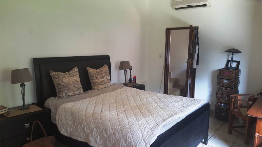 To Let 4 Bedroom Property for Rent in Faerie Glen Gauteng