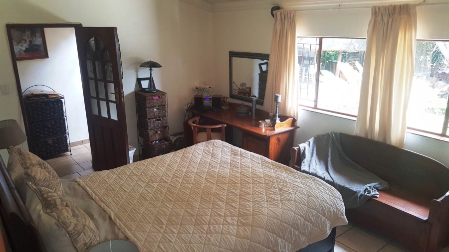 To Let 4 Bedroom Property for Rent in Faerie Glen Gauteng