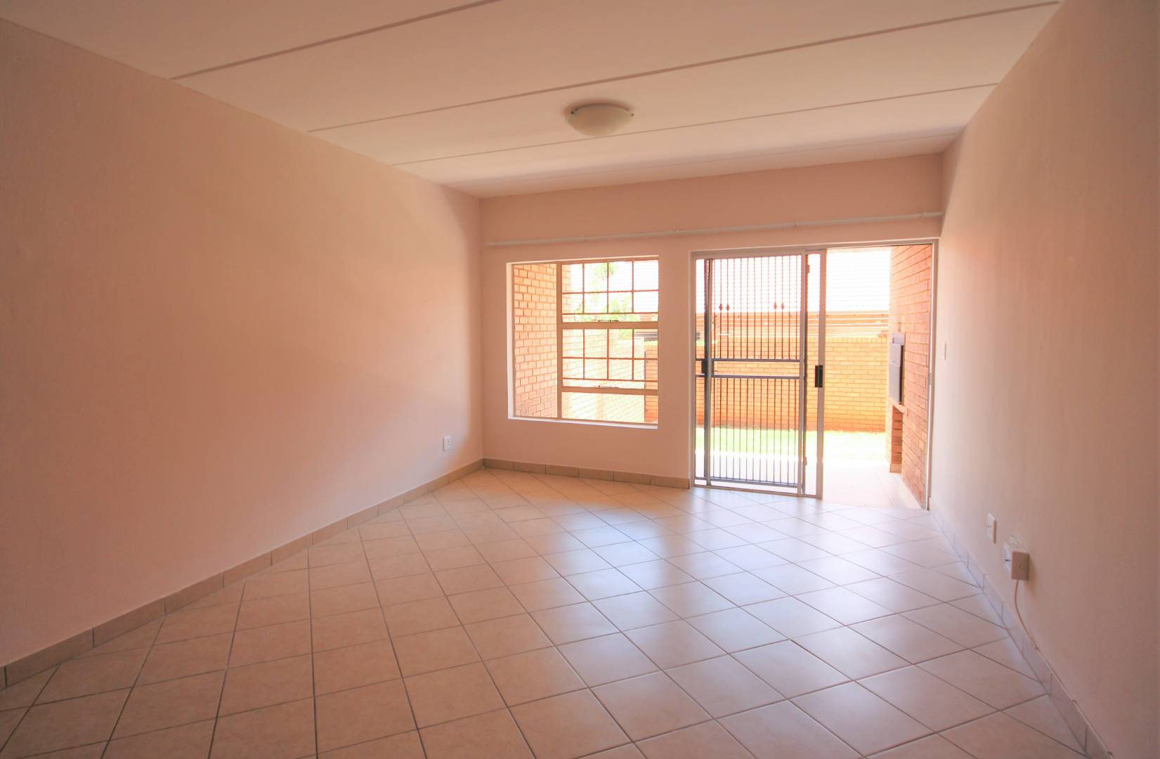 To Let 2 Bedroom Property for Rent in Hazeldean Gauteng