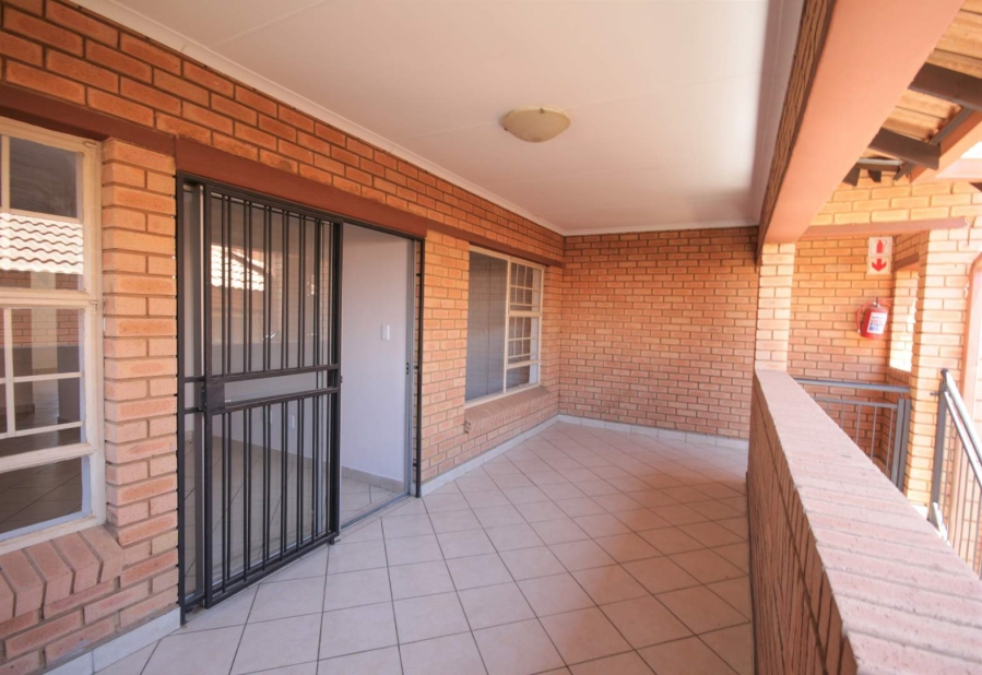 To Let 2 Bedroom Property for Rent in Hazeldean Gauteng