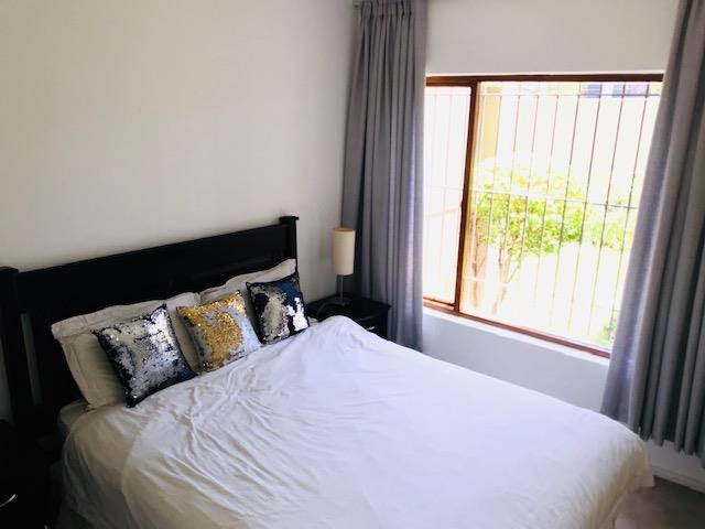 To Let 2 Bedroom Property for Rent in Morningside Gauteng