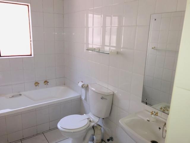 To Let 2 Bedroom Property for Rent in Morningside Gauteng