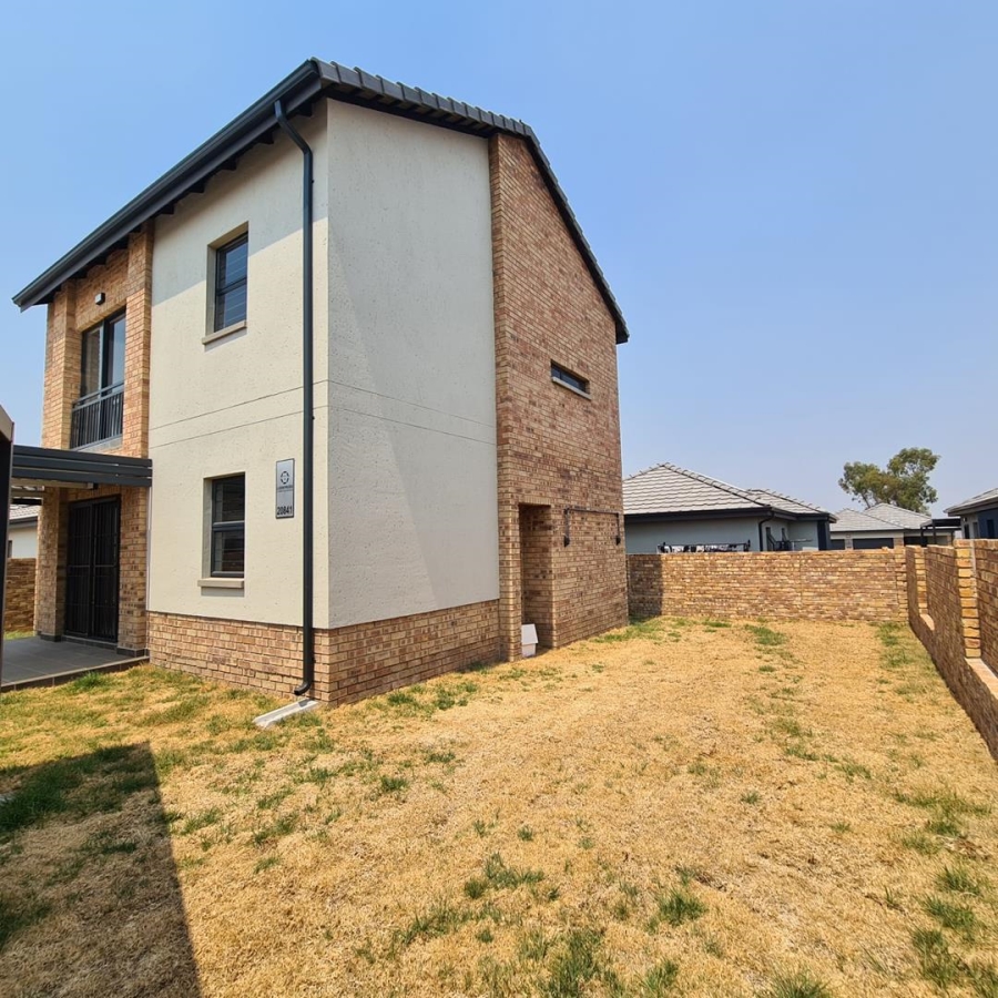 To Let 3 Bedroom Property for Rent in Nietgedacht Gauteng