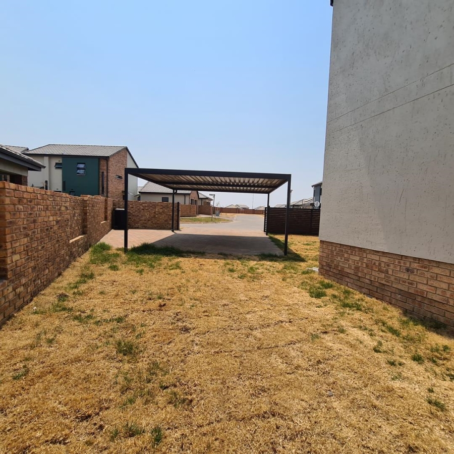 To Let 3 Bedroom Property for Rent in Nietgedacht Gauteng