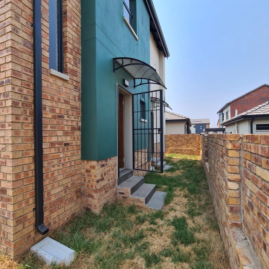 To Let 3 Bedroom Property for Rent in Nietgedacht Gauteng