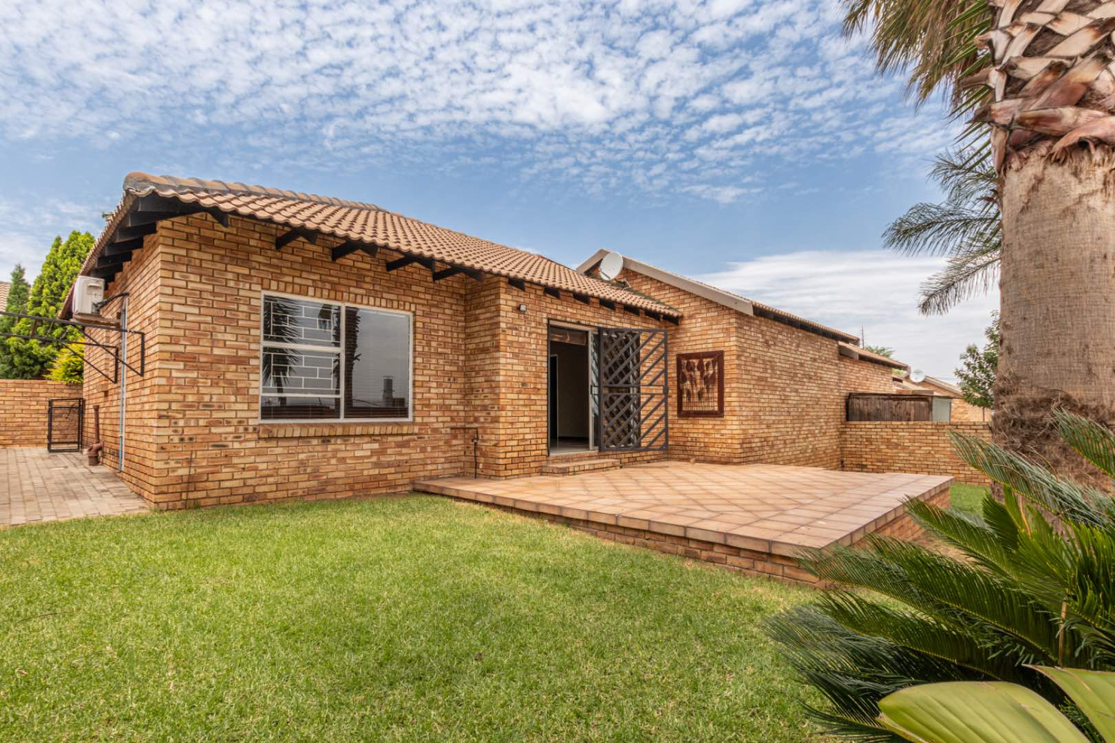 2 Bedroom Property for Sale in Honeydew Ridge Gauteng