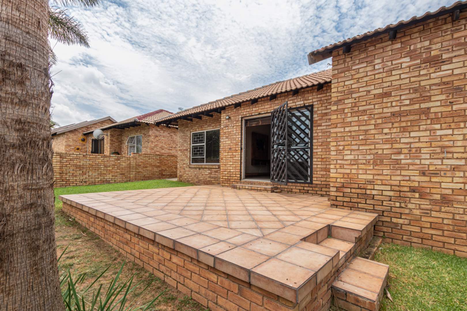 2 Bedroom Property for Sale in Honeydew Ridge Gauteng