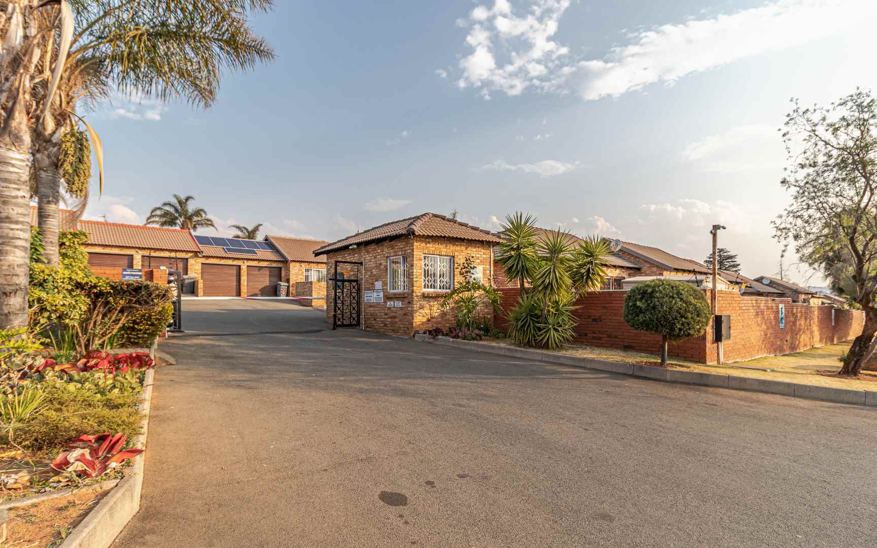 2 Bedroom Property for Sale in Honeydew Ridge Gauteng