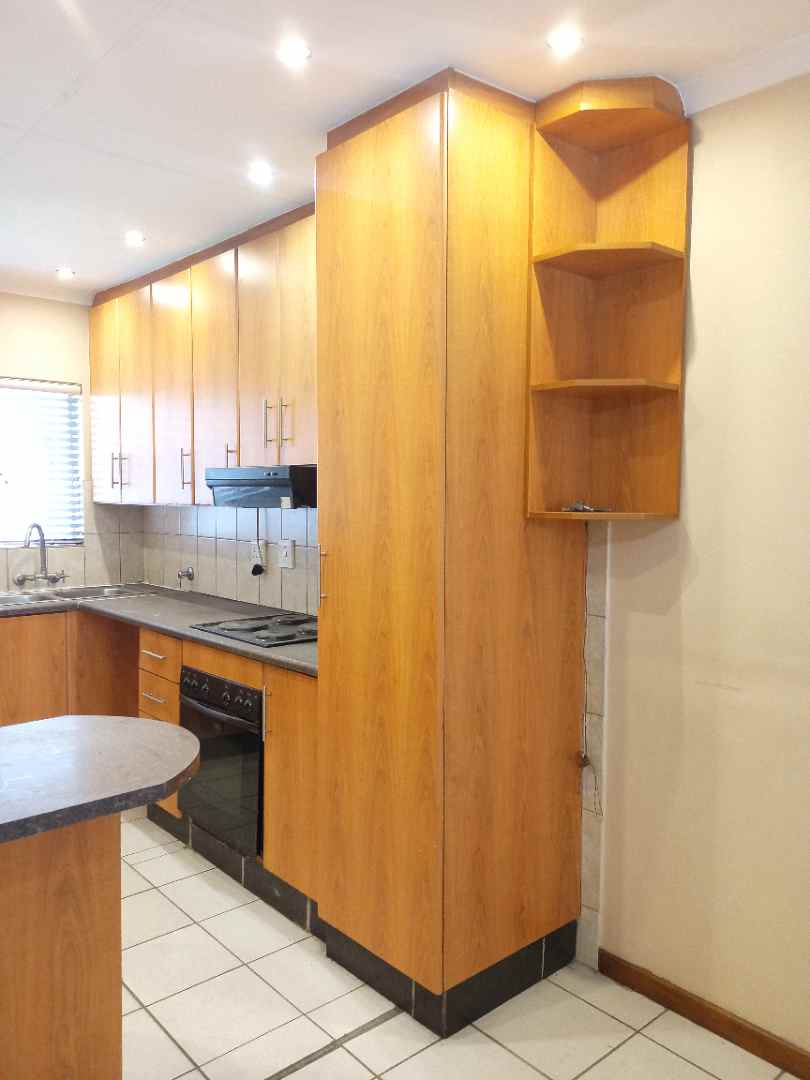 2 Bedroom Property for Sale in Eden Glen Gauteng