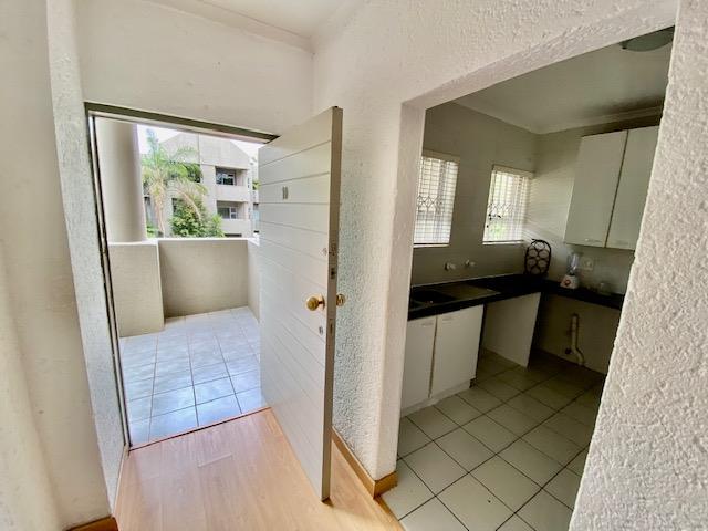 To Let 2 Bedroom Property for Rent in Benmore Gauteng