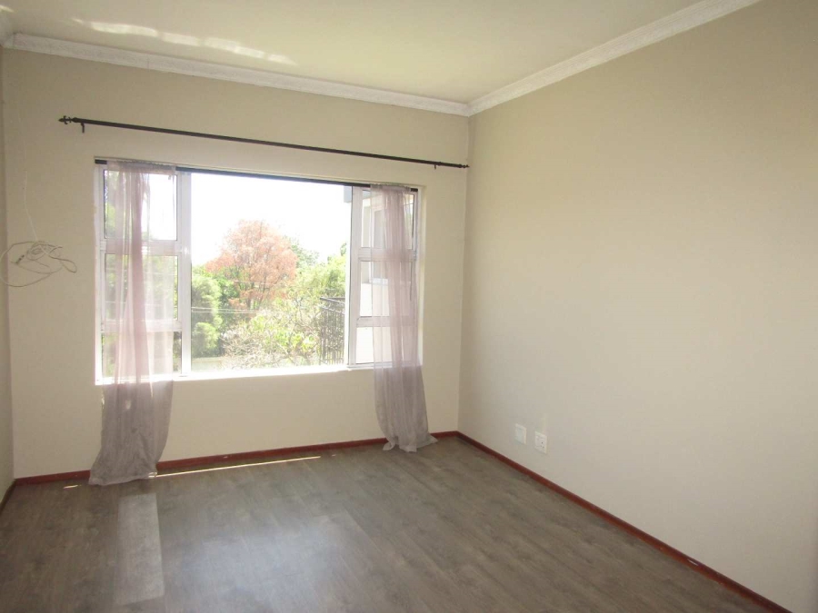 4 Bedroom Property for Sale in Glenhazel Gauteng