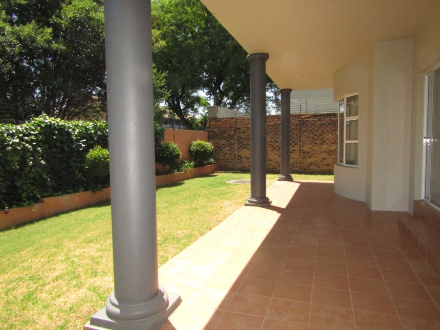 4 Bedroom Property for Sale in Glenhazel Gauteng