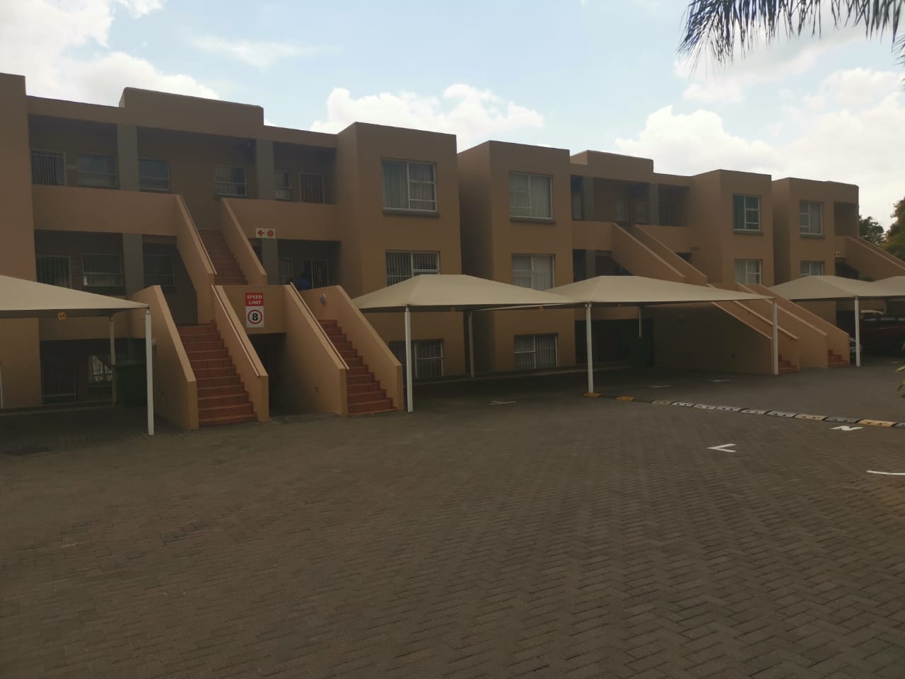 2 Bedroom Property for Sale in Randhart Gauteng