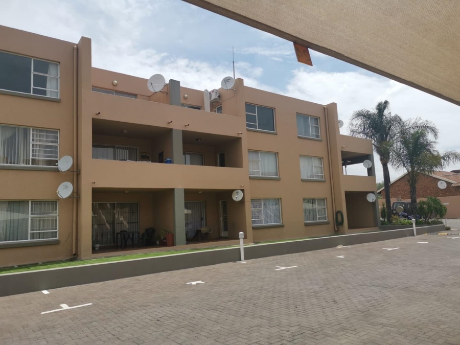 2 Bedroom Property for Sale in Randhart Gauteng