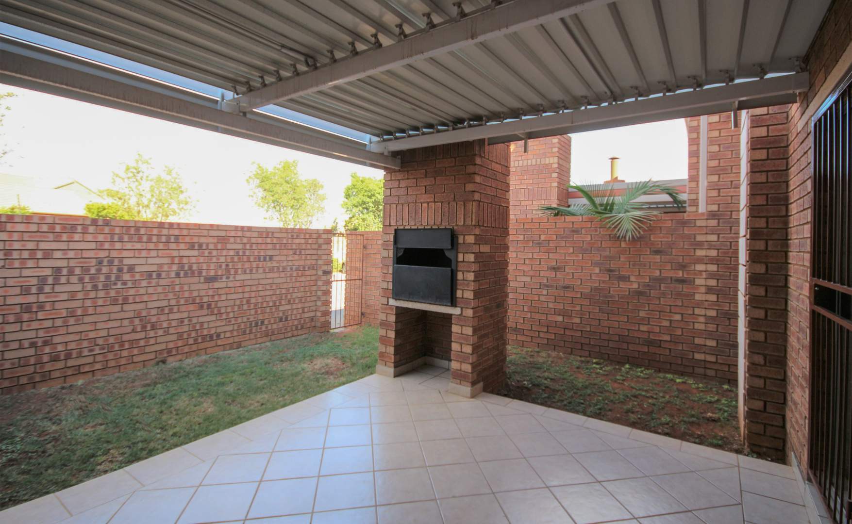 To Let 2 Bedroom Property for Rent in Hazeldean Gauteng