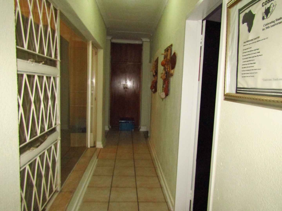 To Let 3 Bedroom Property for Rent in Brackendowns Gauteng