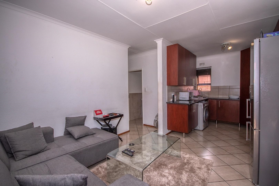 2 Bedroom Property for Sale in Alrode Gauteng