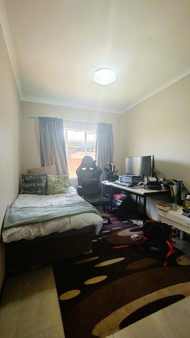 To Let 2 Bedroom Property for Rent in Elardus Park Gauteng