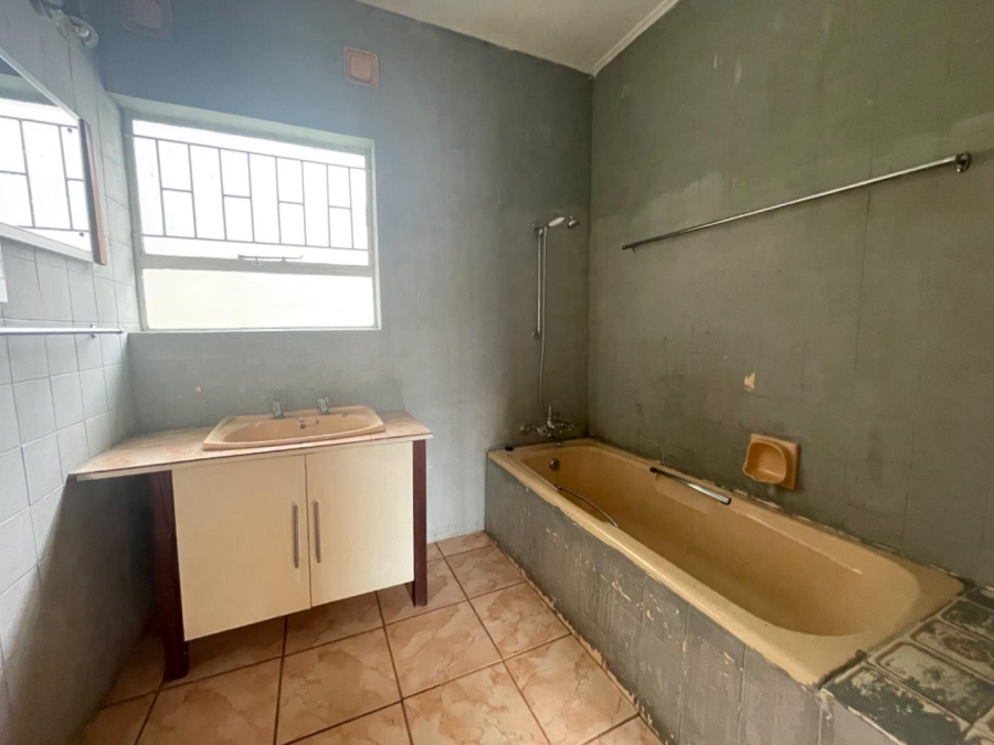 To Let 3 Bedroom Property for Rent in Birchleigh North Gauteng