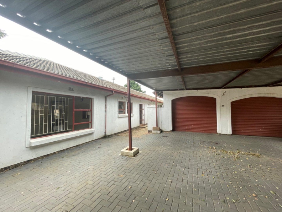 To Let 3 Bedroom Property for Rent in Birchleigh North Gauteng