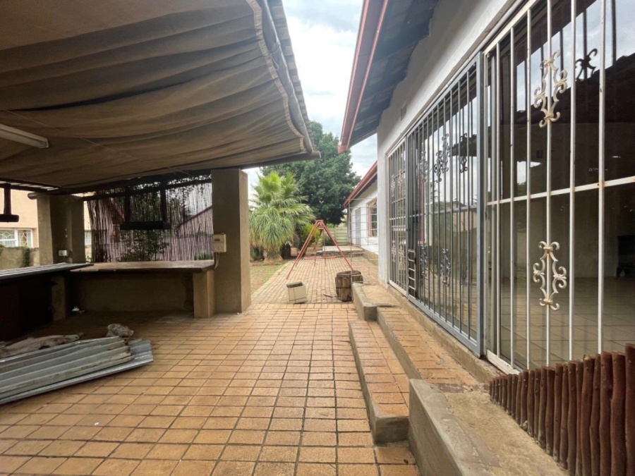 To Let 3 Bedroom Property for Rent in Birchleigh North Gauteng