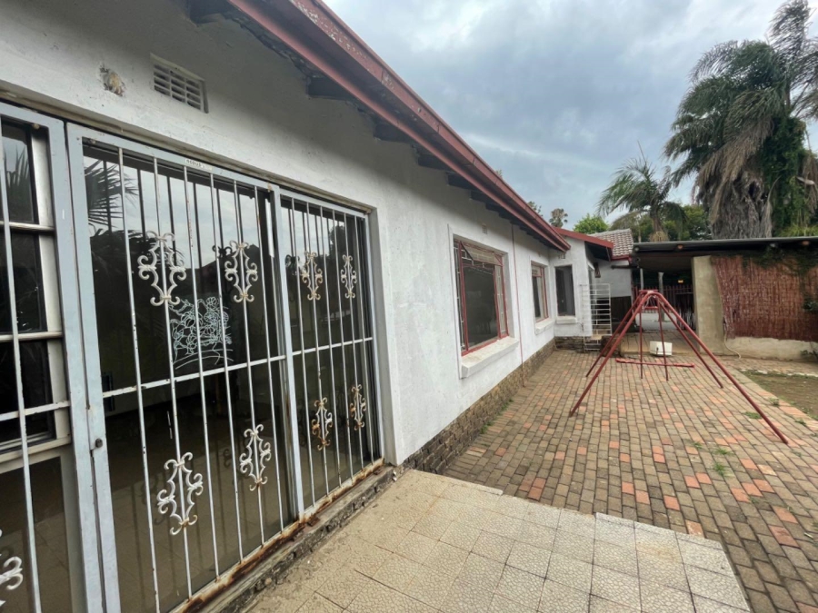 To Let 3 Bedroom Property for Rent in Birchleigh North Gauteng