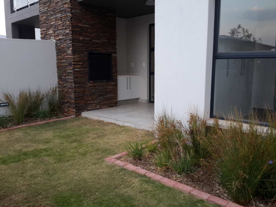 2 Bedroom Property for Sale in Eye of Africa Gauteng