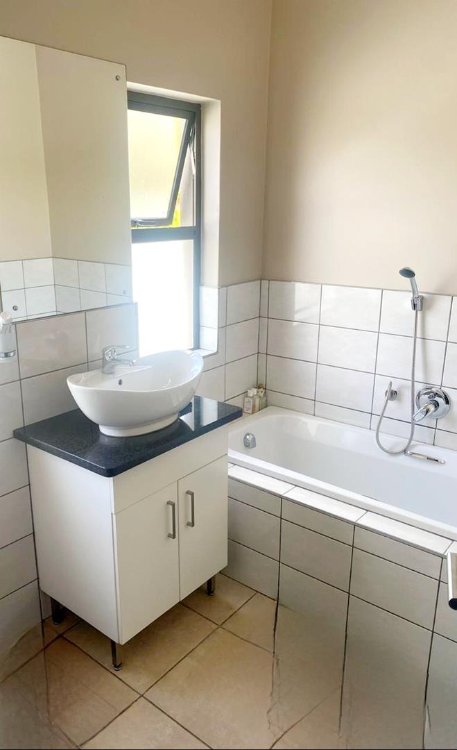 To Let 2 Bedroom Property for Rent in Montana Gauteng