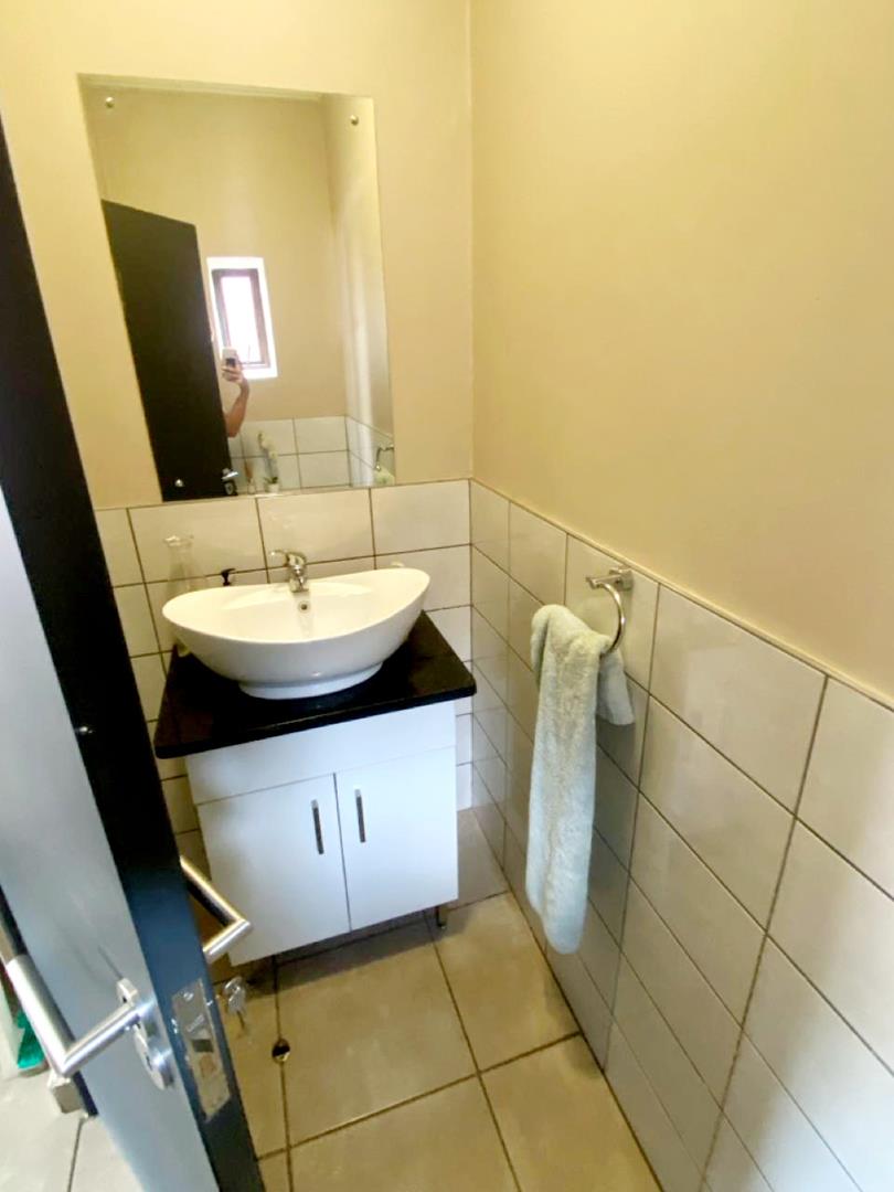 To Let 2 Bedroom Property for Rent in Montana Gauteng