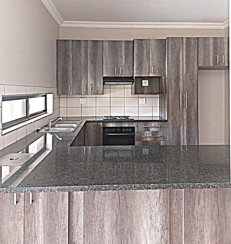 To Let 2 Bedroom Property for Rent in Montana Gauteng